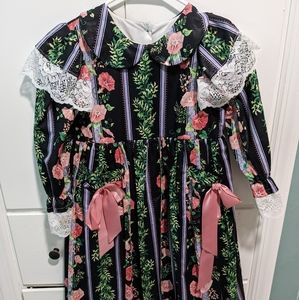 Vintage Girls Handmade Floral and Lace Prairie Style Dress